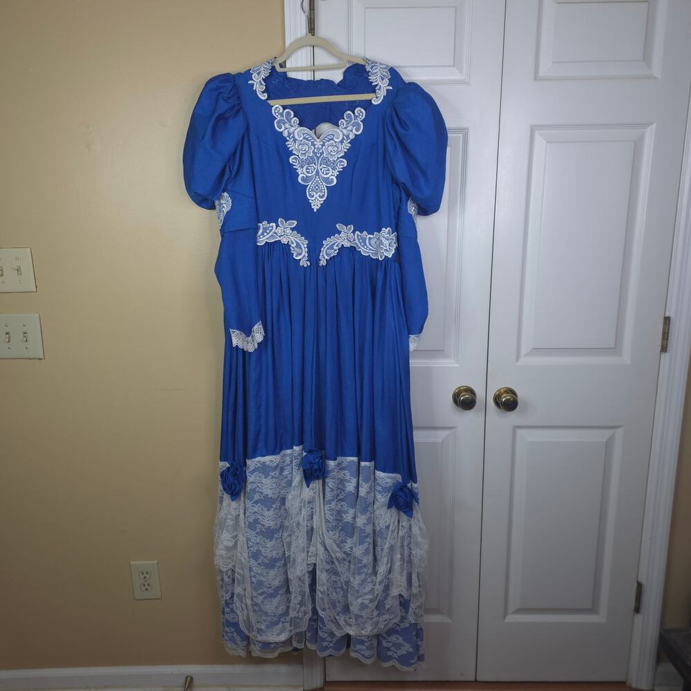 1970s Vintage Inspired Prairie Victorian Lace Ruffle Tiered Gown Blue Size 2X